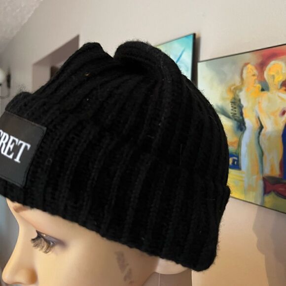 Victoria Secret winter angel hat collection  nwt - Picture 5 of 8